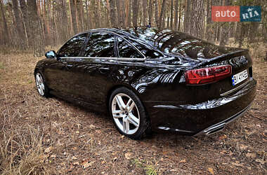 Седан Audi A6 2015 в 