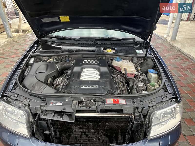 Седан Audi A6 2003 в Киеве