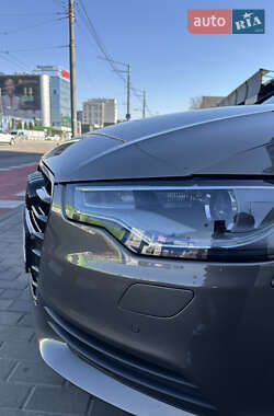 Седан Audi A6 2014 в 