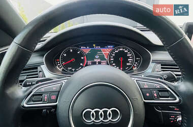 Седан Audi A6 2015 в 