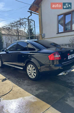 Седан Audi A6 2001 в 