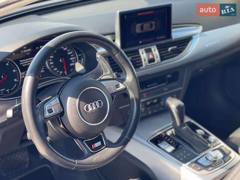 Седан Audi A6 2015 в Ужгороде