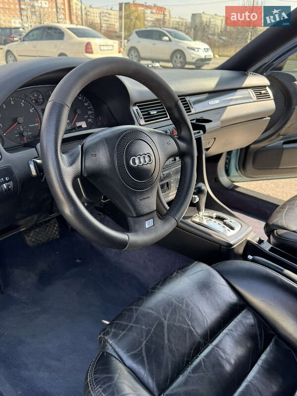 Седан Audi A6 1998 в Черновцах