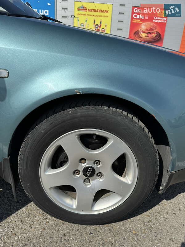 Седан Audi A6 1998 в Черновцах