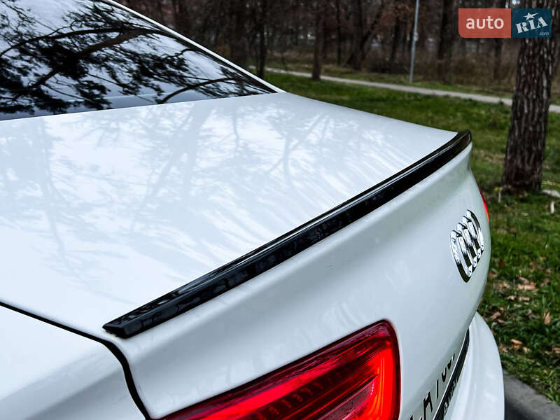 Седан Audi A6 2011 в Смеле