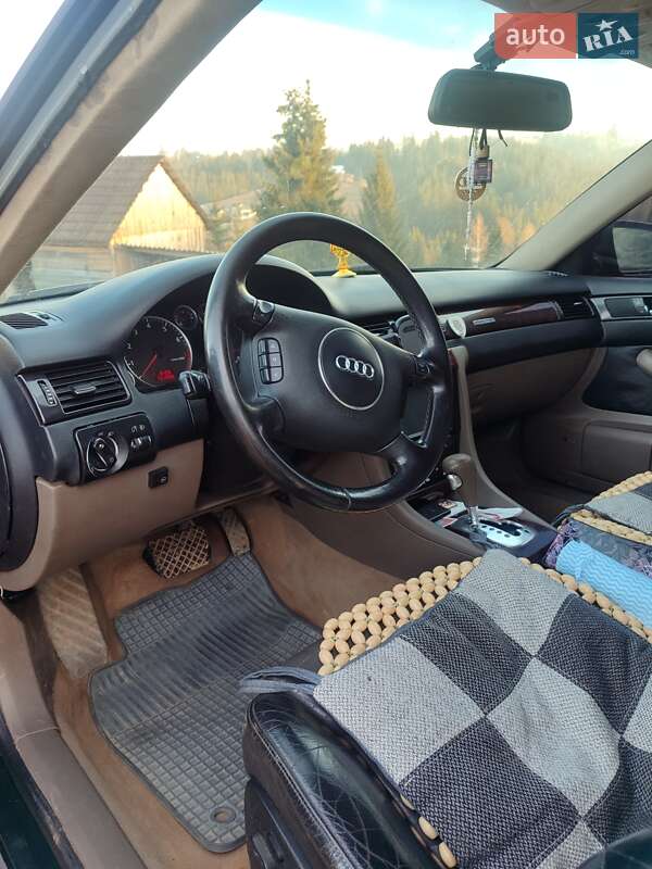 Универсал Audi A6 2003 в Яблунице