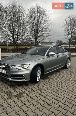 Седан Audi A6 2012 в 