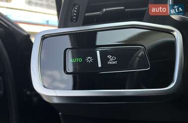 Седан Audi A6 2019 в 
