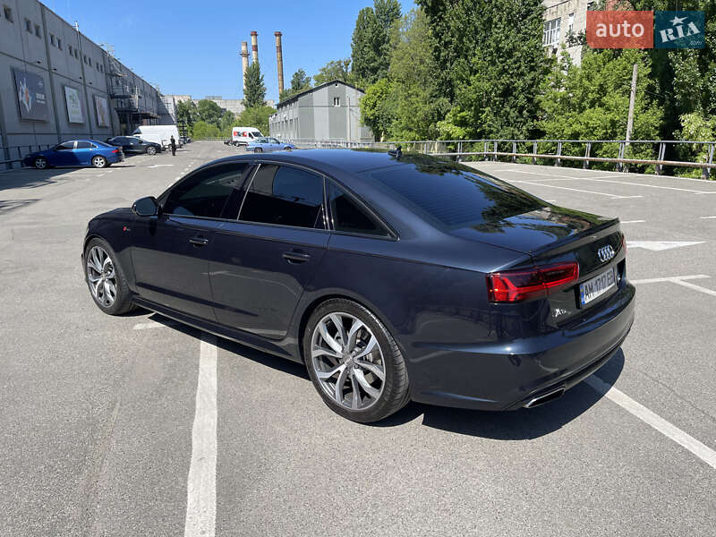 Седан Audi A6 2015 в Киеве