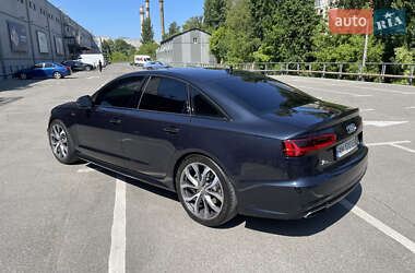 Седан Audi A6 2015 в 