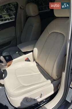 Седан Audi A6 2015 в 
