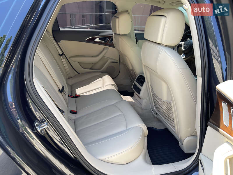 Седан Audi A6 2015 в Киеве