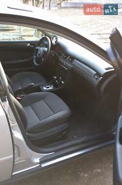 Универсал Audi A6 2002 в 