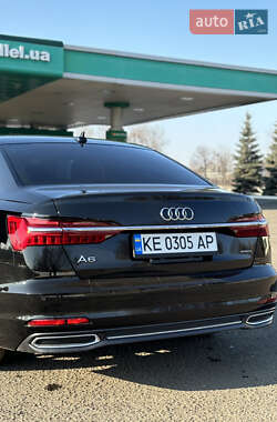 Седан Audi A6 2019 в 