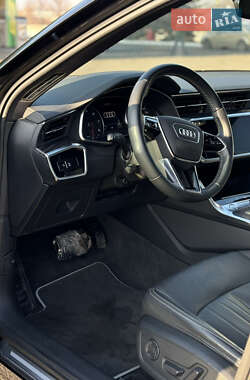 Седан Audi A6 2019 в 