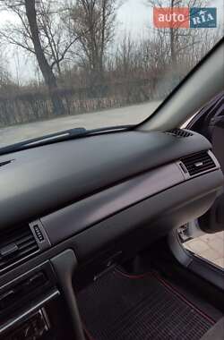 Универсал Audi A6 2003 в 