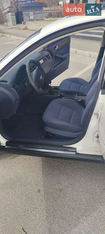 Седан Audi A6 1998 в Харькове