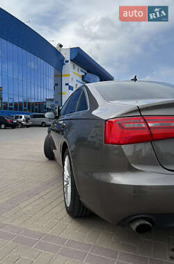 Седан Audi A6 2014 в 