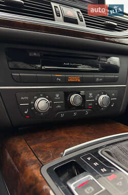 Седан Audi A6 2013 в 