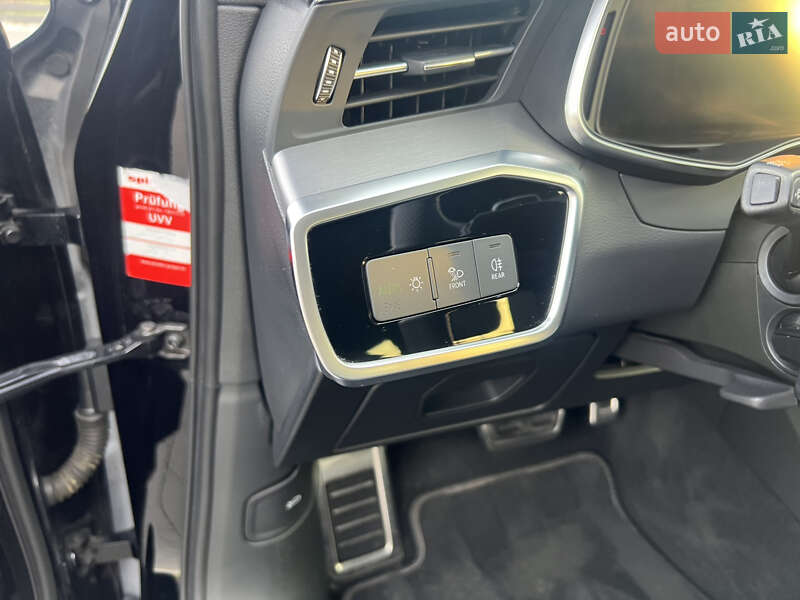 Универсал Audi A6 2019 в Мукачево