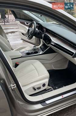 Седан Audi A6 2019 в 