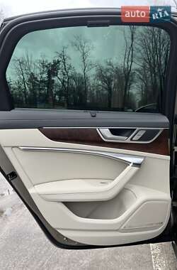 Седан Audi A6 2019 в 