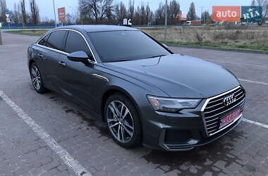 Седан Audi A6 2019 в 