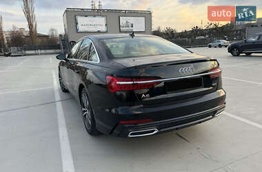 Седан Audi A6 2019 в 