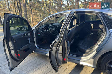 Седан Audi A6 2015 в 