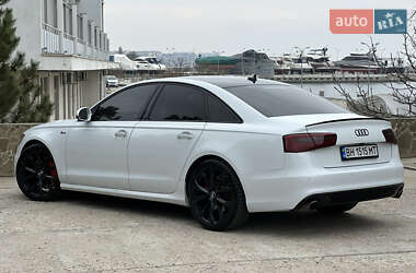 Седан Audi A6 2013 в 