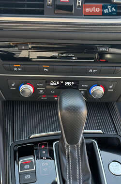 Седан Audi A6 2015 в 