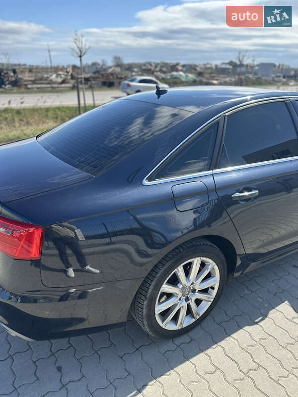 Седан Audi A6 2014 в Львове