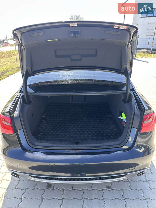 Седан Audi A6 2014 в Львове