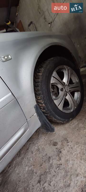 Универсал Audi A6 2003 в Городке