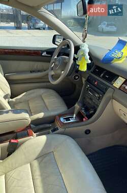 Седан Audi A6 2003 в 