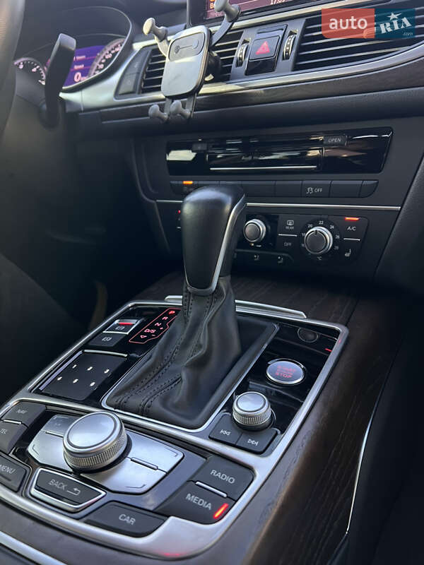 Седан Audi A6 2015 в Одессе
