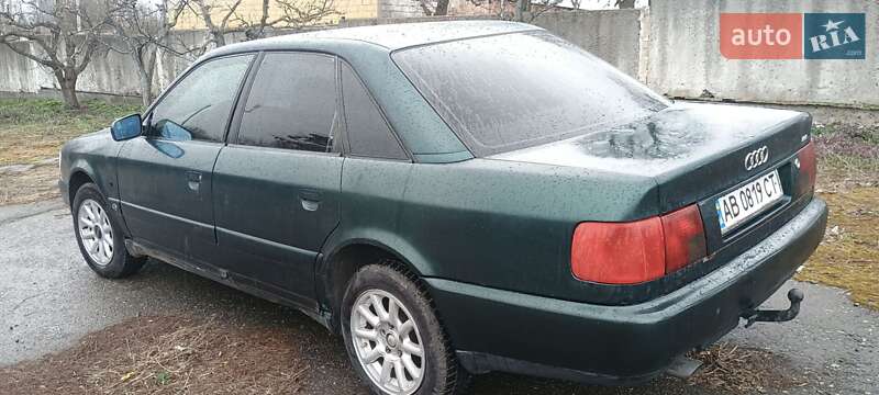 Седан Audi A6 1995 в Хмільнику