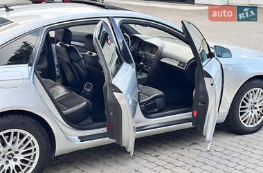 Седан Audi A6 2004 в 