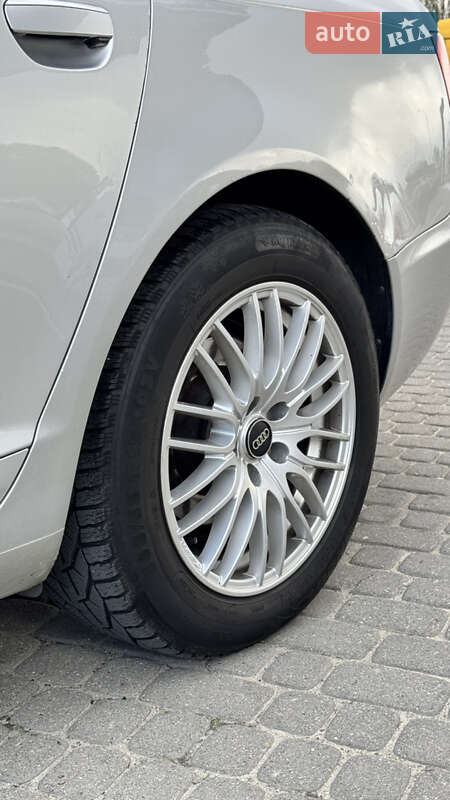 Седан Audi A6 2004 в Львове