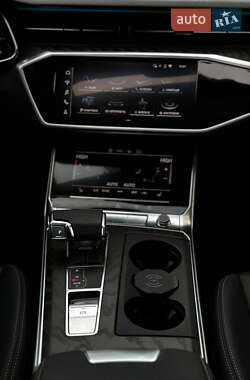 Седан Audi A6 2020 в 