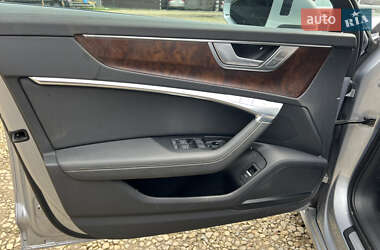 Седан Audi A6 2019 в 