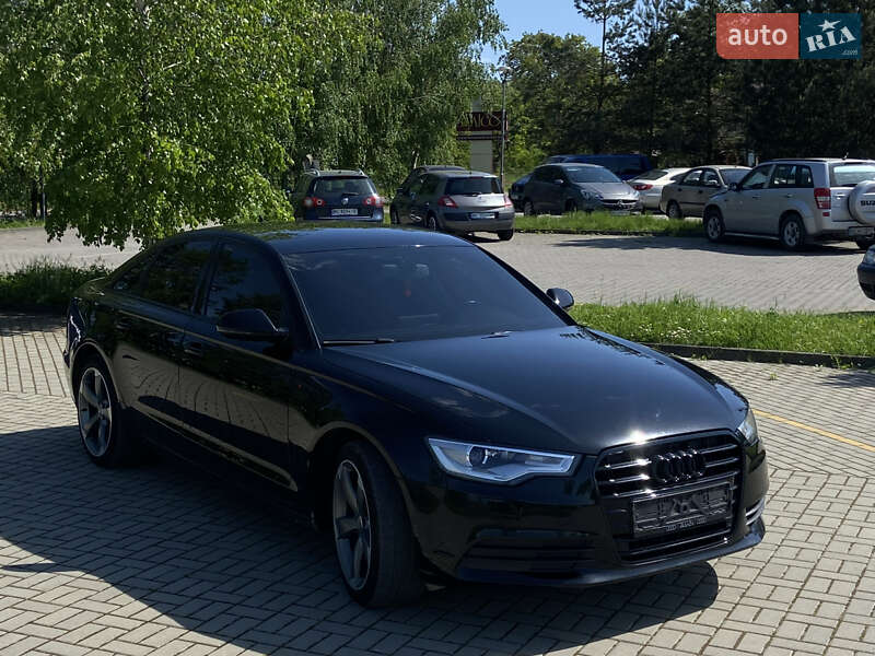 Седан Audi A6 2012 в 