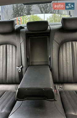 Седан Audi A6 2012 в 