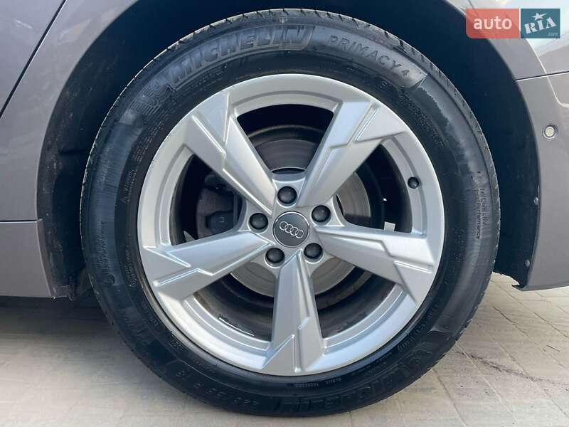 Универсал Audi A6 2019 в Луцке