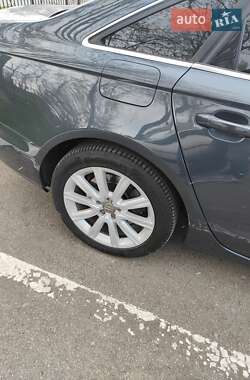 Седан Audi A6 2014 в 
