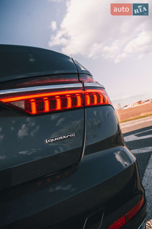 Седан Audi A6 2023 в Киеве