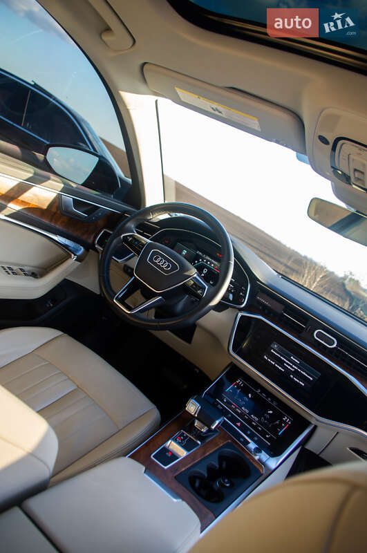 Седан Audi A6 2023 в Киеве