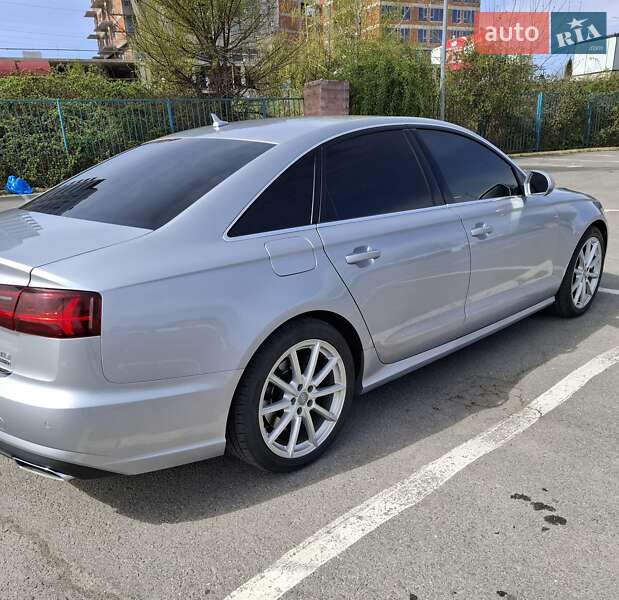 Седан Audi A6 2015 в Ужгороде