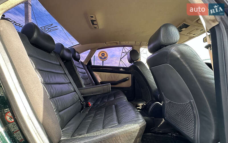 Седан Audi A6 2000 в Стрые