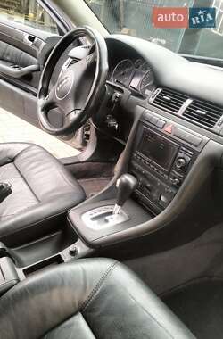 Универсал Audi A6 2004 в 